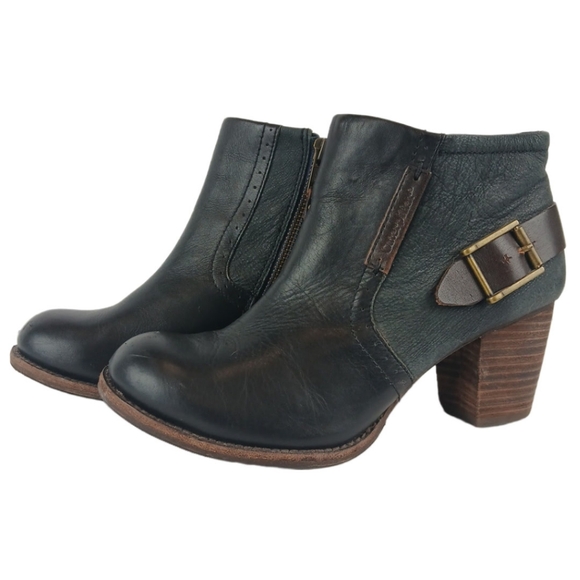 CAT Caterpillar 6.5 Black Brown Annette Ankle Boots Buckled Leather Booties Heel - Picture 9 of 15